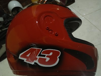 Photos of Dodd's Garage Colouring Spray (bengkel cat)