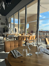 Photo n°32 de LA HALLE DES FLOTS BLEUS - LA CIOTAT à La Ciotat (Restaurant)