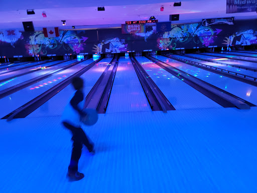 Midway Lanes Club & Trophy Gallery - United States