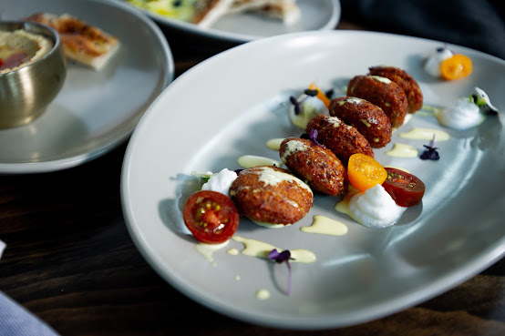 Persian Basket Kitchen & Bar by null