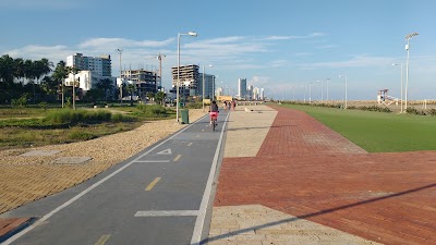 Photos of Parque Del Tunel Crespo