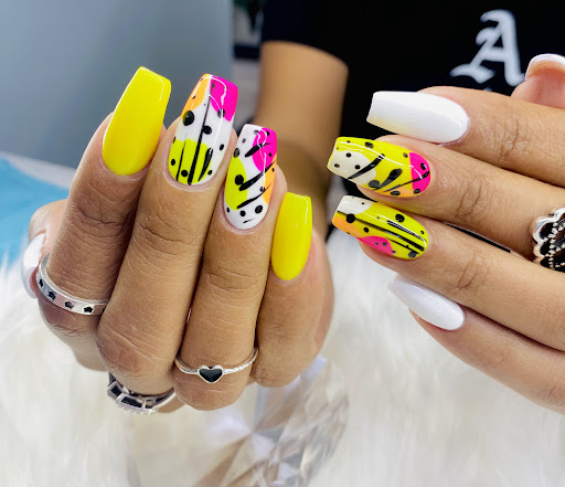 Schadt Avenue Nails - Thumbnail