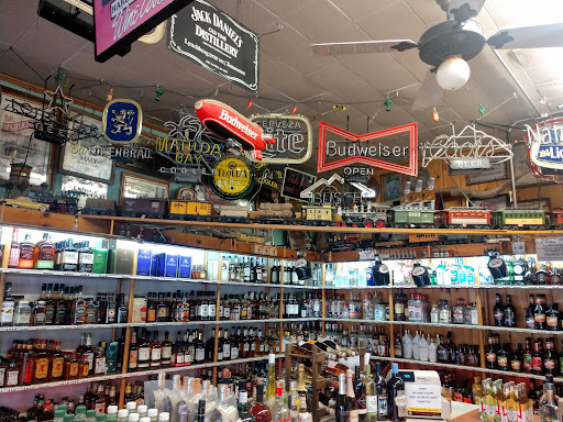 Garrett's Liquor store Gallery - United States