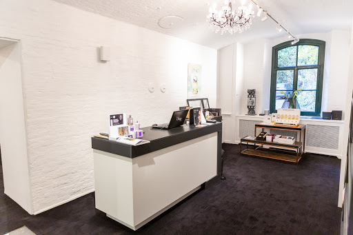 By John - Boutique & Salon Gallery - Netherlands