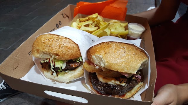 Puok Burger Store