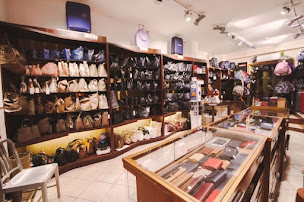 Photo n°20 de La Maroquinerie à Aix-en-Provence (Magasin de maroquinerie)