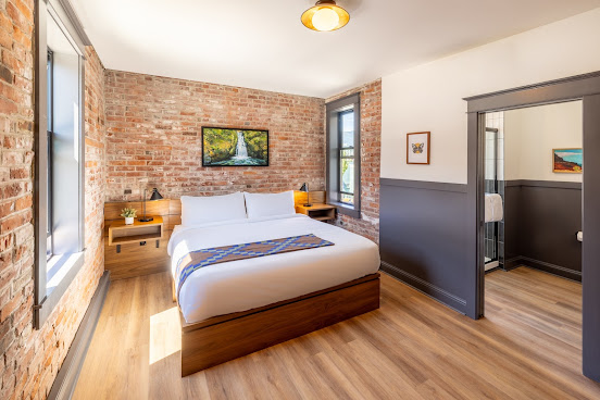 Lightwell Hotel & Spa by null