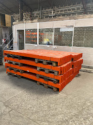 Photo n°3 de IDEAL CONCEPT / MPO à Lavardac (Magasin de mobilier de bureau d'occasion)