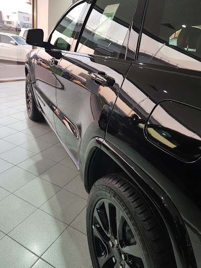 Photos of Jeep Showroom