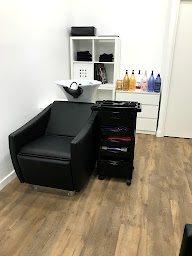 Photo n°5 de Le Carré Bohème - Coiffeur Paris 17 à Paris (Salon de coiffure)