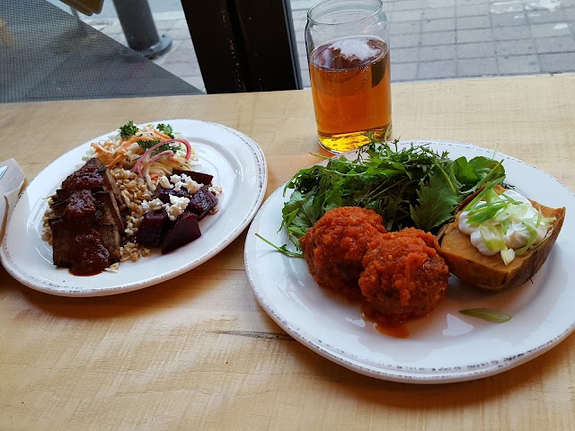 Farm'r Eatery & Catering