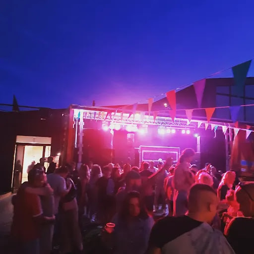 Shine Up Drive In Show - Thumbnail