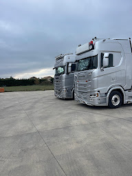 Photo n°15 de Olivier Serres Transport à Pexiora (Société de transport routier)
