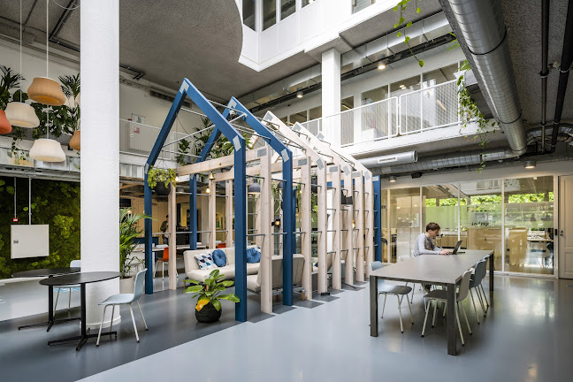 Beoordelingen van HNK Utrecht West in Utrecht - Ander