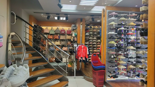 Reviews of Grand Outlet Garments and Shoes Trading LLC Khalidya Branch in Abu Dhabi - Clothing store