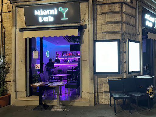 Miami Pub - Visual
