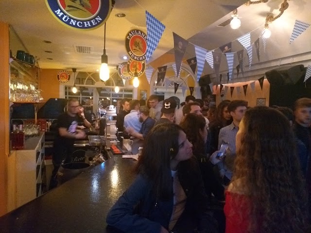 Folks Bar