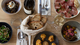 Photo n°2 de La réserve à Paris (Cave à vins)