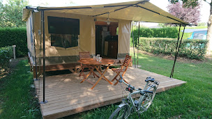 Photo n°2 de Camping La Roche Martin à Ombrée d'Anjou (Terrain de camping)