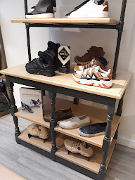 Photo n°4 de Boutique Aigle Bayonne à Bayonne (Magasin de vêtements pour jeunes)