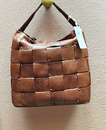 Photo n°43 de MAGASIN APHRODITE, magasin de vêtements et accessoires pour femme. Cosne Cours sur Loire à Cosne-Cours-sur-Loire (Magasin de chaussures)