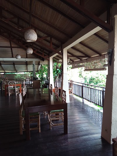Photos of Froggies Divers Resort