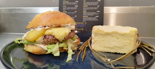 Photo 3 - Pégaze Burger
