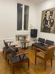 Photo n°2 de Dr Alfred Fitoussi chirurgie carcinologique, plastique et reconstructrice à Paris (Oncologue)