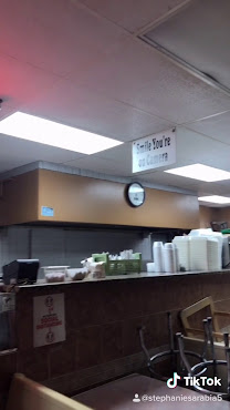 Tony’s Burrito Méx by null