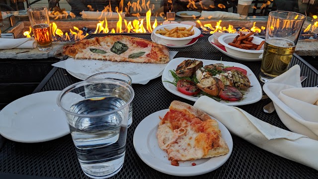 Brunos Market & Deli