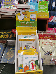 Photo n°35 de Librairie la brouette à Neuville-en-Ferrain (Casier à colis)