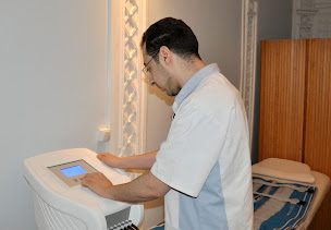 Photo n°11 de Centre Esthétique Médical - Cryolipolyse, Pressothérapie, Ostéopathie à Paris (Praticien en médecine holistique)