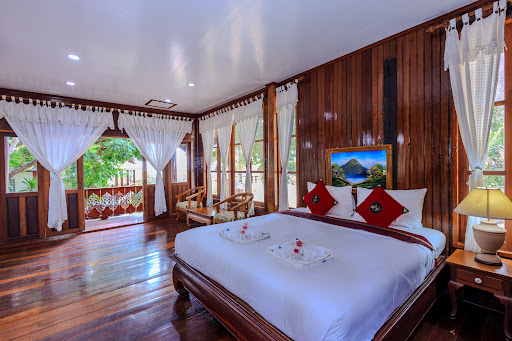 Samui Wooden Hill Resort
