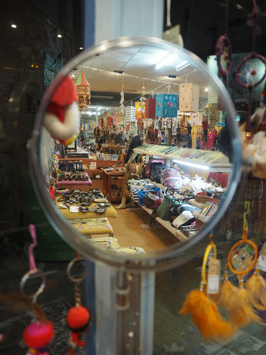 Om Souvenirs Gallery - Spain