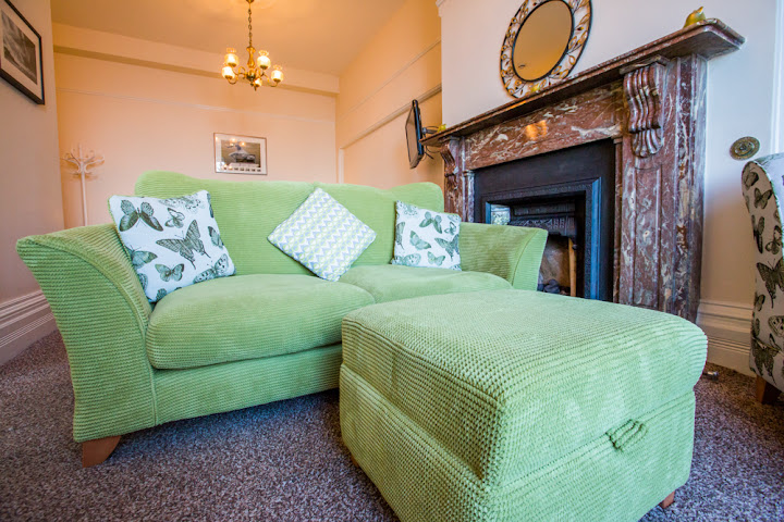 The Red Lion Hotel by null