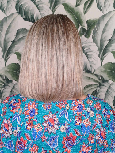 Heures d'ouverture de Coiffura | coiffeur Le Mans Gazonfier - Coloriste L'OREAL Ombré Hair ( Avec ou sans RDV - Parking Gratuit )