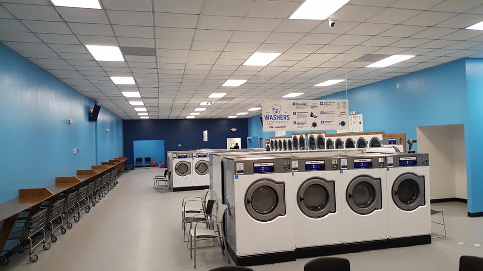 iWash Laundromat facility with washing machines in Charlotte