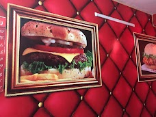 Sanam Burger Shop gujrat