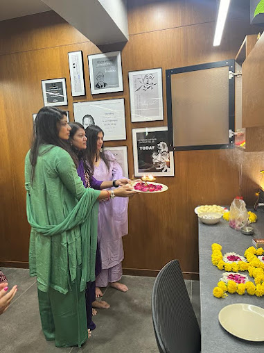 Af1qipmfin09qxsaxodx8cso7eaka6pru4wmct6rnmzf=s508 K No