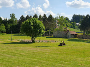 Photo n°2 de Château de Chazelpaud à Saint-Bard (Lodge)