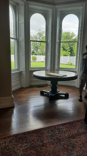 Loch Aerie Mansion, LLC - Thumbnail