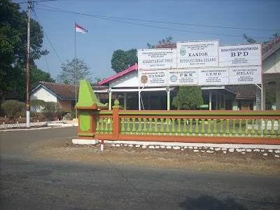 Photos of Balai Desa Gelang