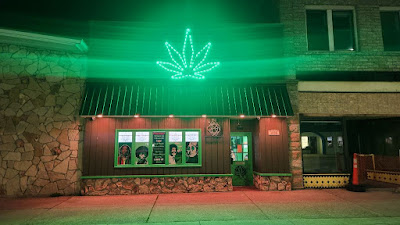 Photo of Light UP 906
