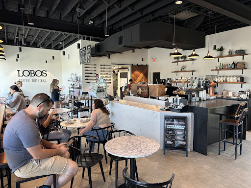 Lobos Coffee Roasters - Visual