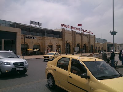 Photos of Sal&eacute; Tabrict Station