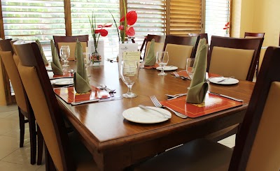 Photos of Courtleigh Hotel and Suites