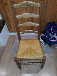 Photo n°3 de Somon Georges à Compans (Service de restauration de meubles anciens)