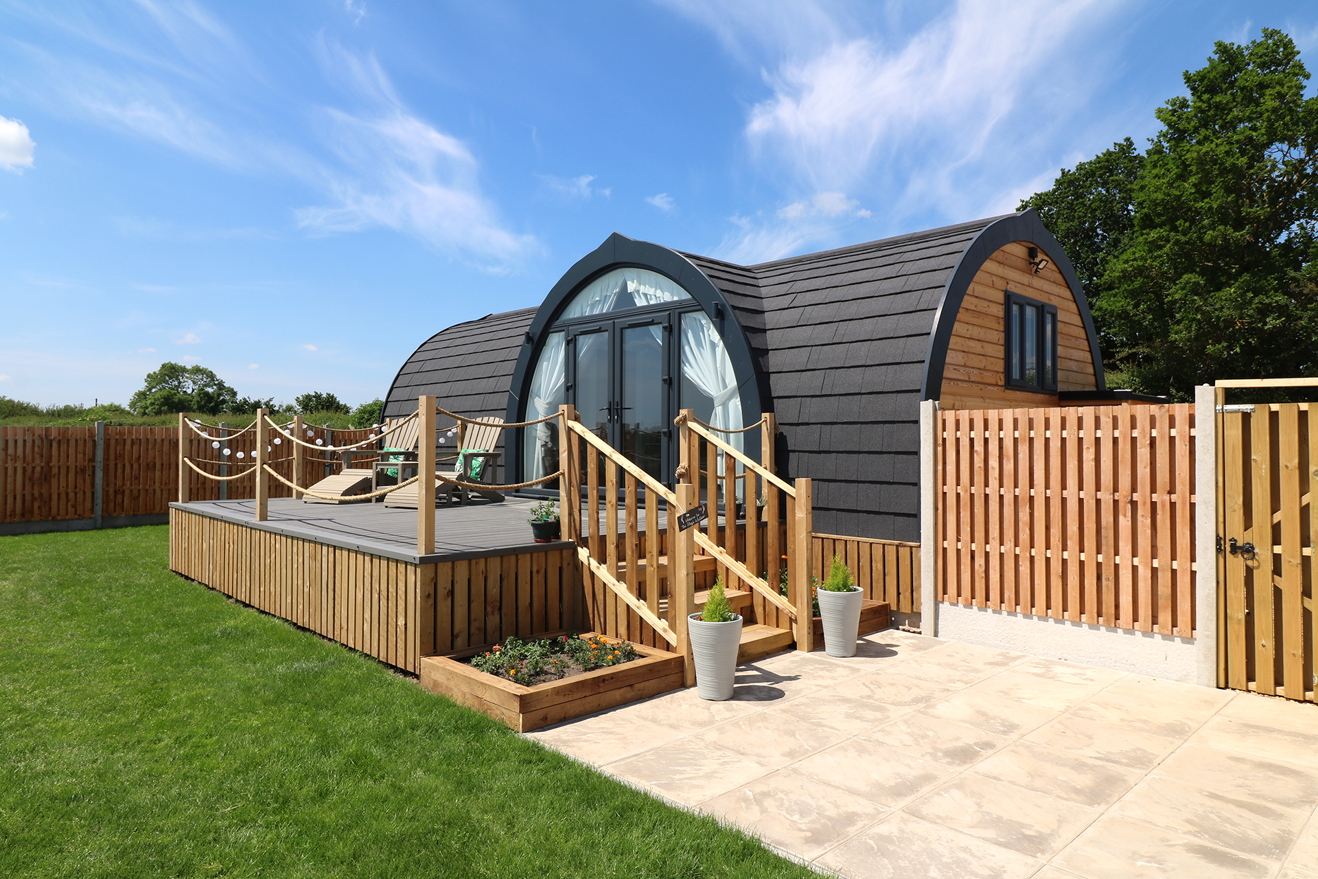 Oak Apple Lodges