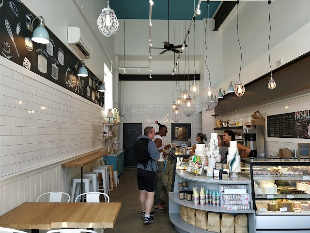 Cake Life Bake Shop