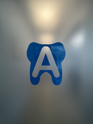 Studio Dentistico Apident Srl